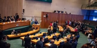 CLDF contribuiu com o substitutivo do decreto que extingue Comitê Gestor da Saúde