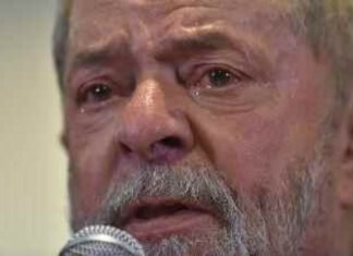 Ladeira a baixo: aprovação de Lula despenca para 24%