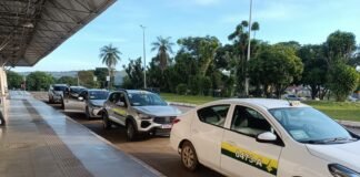 Prazo de transferência de táxis no DF termina no dia 10 de abril