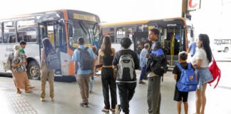 Pela primeira vez, população do DF utiliza transporte público de graça no Carnaval