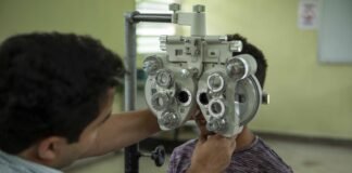 Estudantes de escolas públicas do Gama são atendidos em mutirão oftalmológico