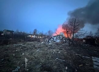Em meio a reuniões de paz, Ucrânia faz maior ataque de drones a Moscou