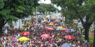 Carnaval demanda cuidado redobrado para manter a hidratação
