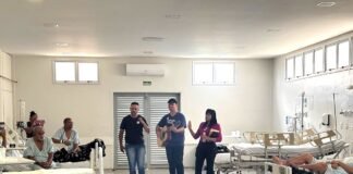 Música e fé levam esperança aos pacientes do Hospital Cidade do Sol