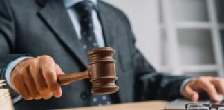 Em decisão inédita, TJGO manda restituir comissão de leiloeiro em hasta pública