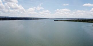 Estudo avalia presença de microplásticos no Lago Paranoá e aponta importância de reciclagem