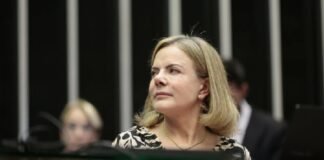 Facebook tira vídeo do governo do ar alegando promessa irrealista