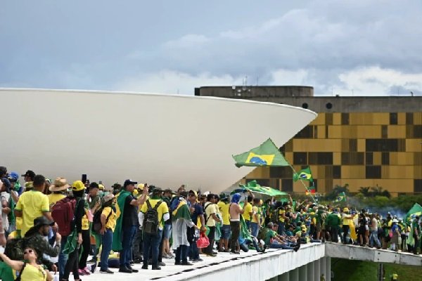PCO surpreende e defende anistia para presos de 8 de janeiro