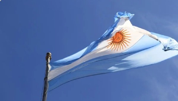 PIB da Argentina tem alta de 2,1% no 4º tri e queda de 1,7% em 2024