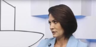“Sou obrigada a conviver”, diz ex-primeira-dama sobre Carlos Bolsonaro