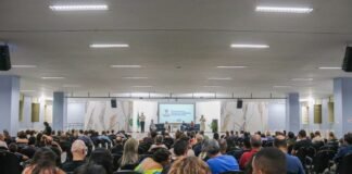 Lançada Política Distrital para Superação do Analfabetismo e Qualificação da EJA