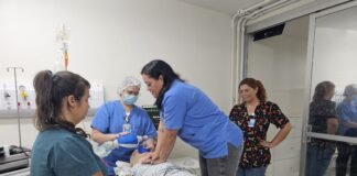 Profissionais de saúde do HRSM participam de capacitações na área de assistência