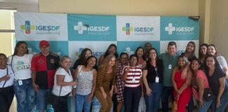 Funcionários de empresa terceirizada de alimentação hospitalar fazem treinamento sobre boas práticas