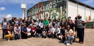 Delegação internacional faz visita técnica sobre trabalho em reciclagem feito pela Central de Cooperativas do DF