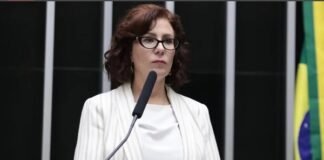 STF tem maioria pela condenação de Zambelli por porte ilegal de armas