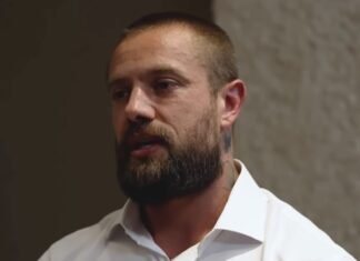 Roberto Cabrini encurrala Rafael Cardoso e cita polêmica com João Guilherme: “Homofóbico?”