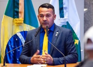 Deputado é internado com pneumonia e tromboembolismo