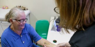 Dia Mundial da Hemofilia: DF tem centro de referência para tratamento da doença