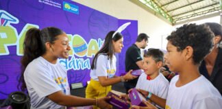 Jovem selecionada no programa Meninas em Ação tem dia de primeira-dama do DF