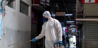 Aplicação de inseticida reforça combate à dengue na Feira no Guará