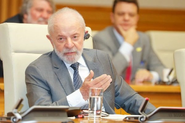 Moção de repúdio Cidade declara Lula persona non grata