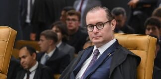 OAB aciona n Zanin, após STF lacrar celulares de advogados em sessão