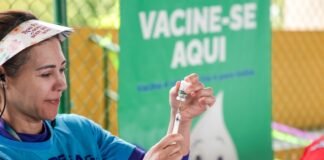 Carro da Vacina leva imunização à Ceilândia
