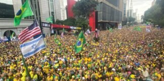 Quem está certo? PM aponta até 320 mil; USP indica 44 mil pessoas, no ato pela aistia na Paulista