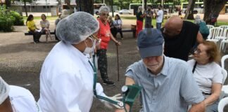 Projeto Viver 60+ transforma praça da Asa Sul em espaço de inclusão e bem-estar