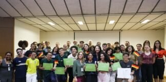 Estudantes do CIL 01 de Brasília recebem certificação de proficiência em alemão
