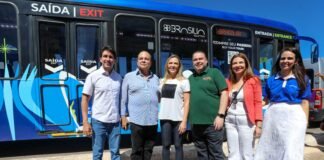 GDF inaugura City Tour Cívico gratuito para turistas e moradores conhecerem a história de Brasília