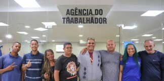 Com apoio do GDF, oito pessoas deixam as ruas e conquistam empregos em serviços públicos