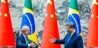 Lula pede à China para “regular redes”