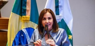 Câmara Legislativa homenageia os profissionais de enfermagem com sessão solene