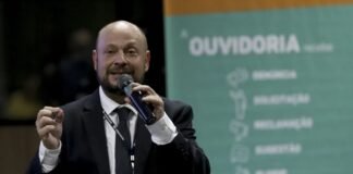 Novo presidente do INSS recusa reunião com investigados por fraude