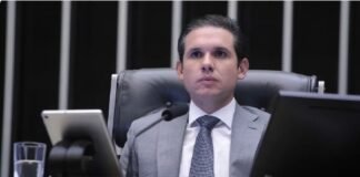 Câmara vota nesta terça o projeto Antifacção; relatoria de Derrite gera atrito com governo