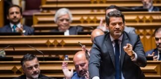 Portugal: centro e ultradireita crescem com encolhimento da esquerda