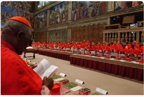 PRIMERO DIA DE CONCLAVE
