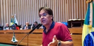 Bancários apontam fraudes trabalhistas no Santander em debate sobre fechamento de agências