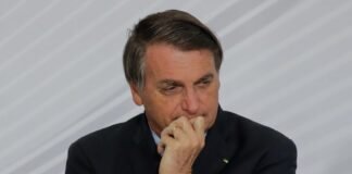 Quaest: 65% dizem que Bolsonaro deveria apoiar outro candidato