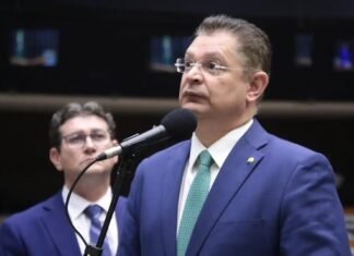 Críticas ao acordo do INSS: “Brasileiros vão pagar duas vezes”, diz PL
