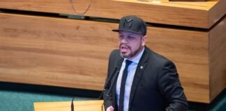 Trânsito intenso na via estrutural levanta debate sobre mobilidade no plenário