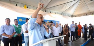 Deputado Pepa comemora assinatura de ordem de serviço para construção de viaduto em Planaltina