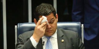 Alcolumbre barra impeachment de Moraes: “A resposta é não”