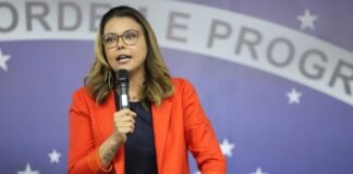 Senadora Leila foi a única governista do DF que pediu convocação na CPMI do INSS do ex-ministro da Previdência