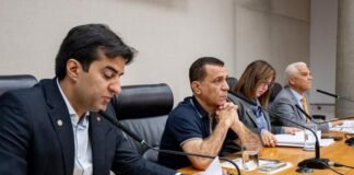 Comissão chancela projeto de lei que permite acompanhar filas da rede de saúde na Internet