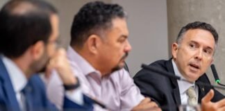 CCJ conclui arguição e aprova indicação de Márcio Wanderley para procurador-geral do DF