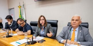 Comissão aprova projeto de lei que proíbe descredenciar de planos de saúde sem aviso