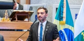 Fábio Félix critica situação da alimentação de presos na Papuda