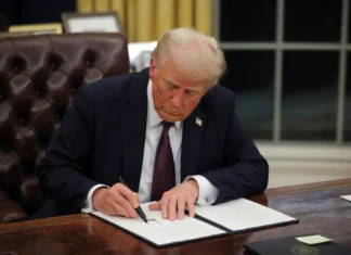 Trump amplia e adia início das tarifas para vários países, veja a lista